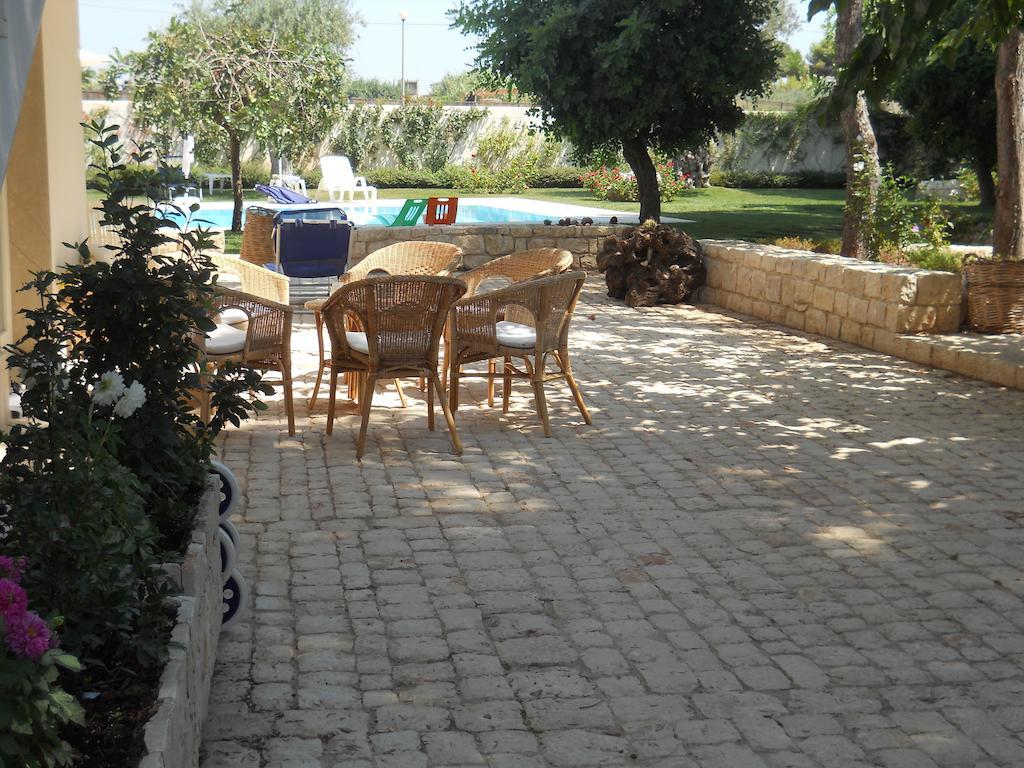 Il Giardino Dei Carrubi Villa Donnalucata  Exterior photo